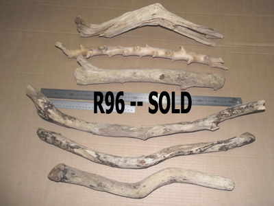6 pieces of driftwood sold 45 to 60cm in length each - for possible use as driftwood wedding table centerpieces